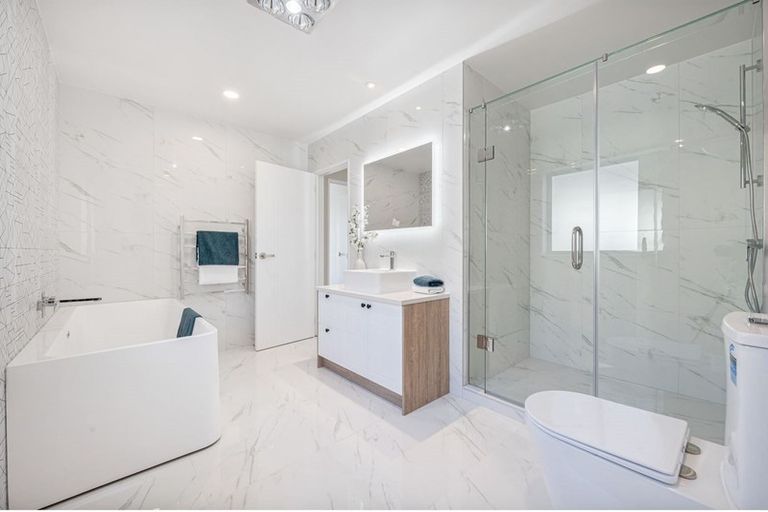 Photo of property in 60 Hikuawa Road, Flat Bush, Auckland, 2019