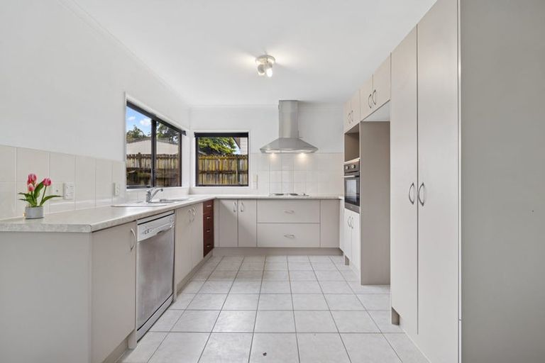 Photo of property in 70b Kayes Road, Pukekohe, 2120