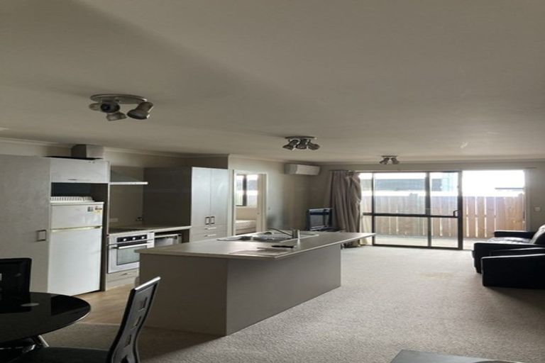 Photo of property in 27u2 Hogan Street, Hamilton East, Hamilton, 3216