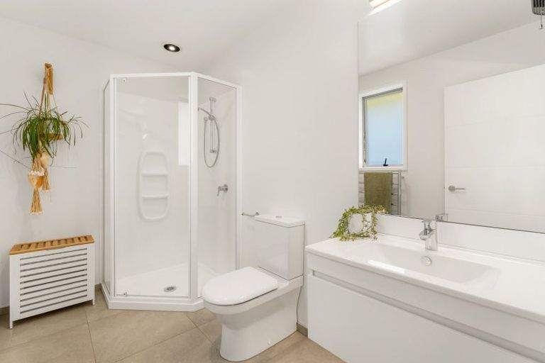 Photo of property in 30 Kuru Place, Papamoa, 3118