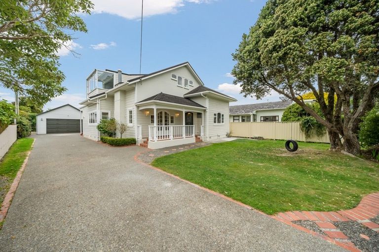 Photo of property in 15 Nile Street, Waterloo, Lower Hutt, 5011