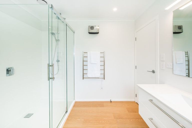 Photo of property in 21 Kohekohe Road, Waikanae, 5036