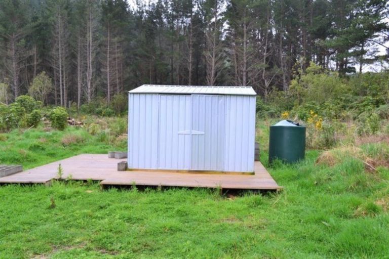 Photo of property in 867 Gladstone Road, Levin, 5571