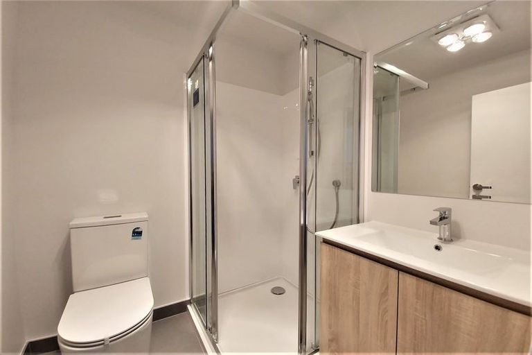 Photo of property in 26 Morihana Close, Glen Eden, Auckland, 0602