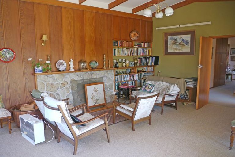 Photo of property in 16 Riccarton Road East, East Taieri, Mosgiel, 9024