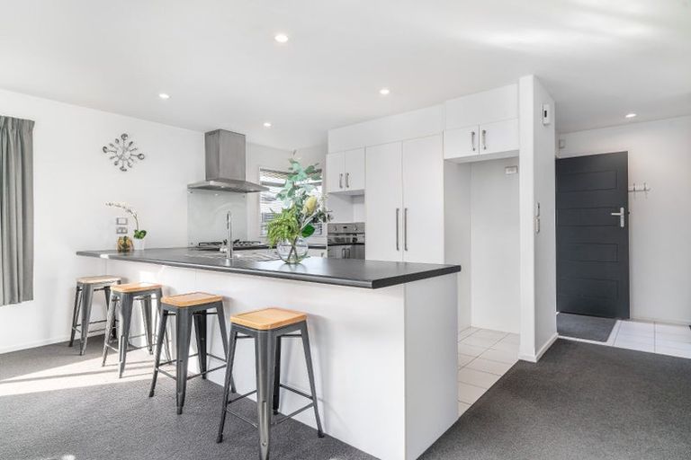 Photo of property in 37 Somerville Crescent, Aidanfield, Christchurch, 8025