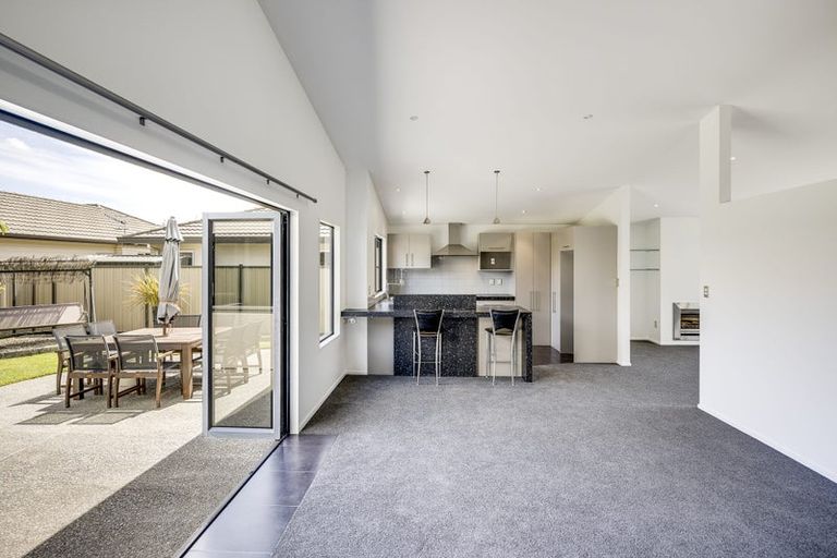 Photo of property in 20 Blythfield Place, Taradale, Napier, 4112