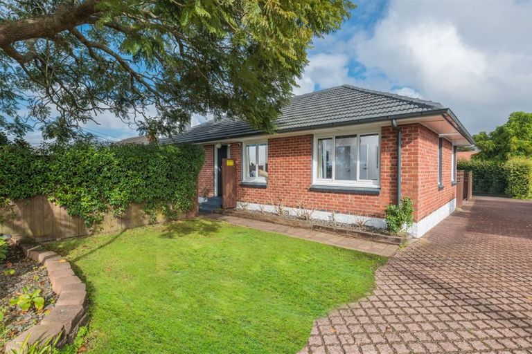 Photo of property in 638 Te Atatu Road, Te Atatu Peninsula, Auckland, 0610