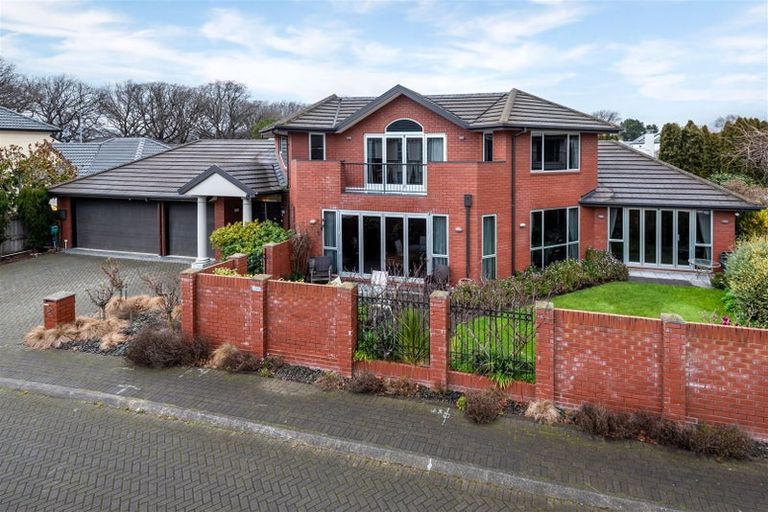 Photo of property in 2 Palazzo Lane, Riccarton, Christchurch, 8011