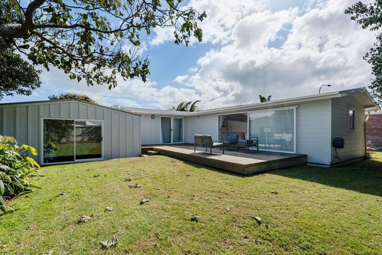 Photo of property in 1206 Papamoa Beach Road, Papamoa Beach, Papamoa, 3118