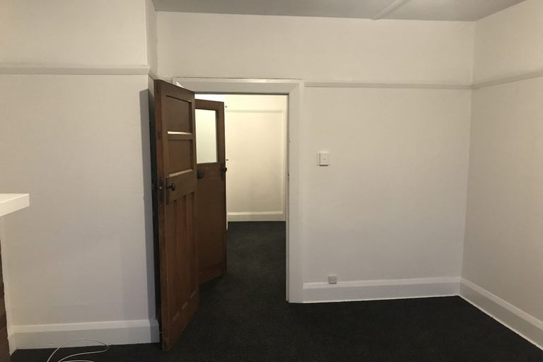 Photo of property in 1-5/65 Grey Road, Timaru, 7910