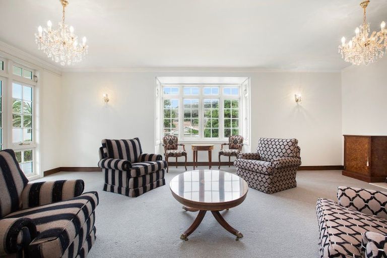 Photo of property in 6 Cheviot Road, Lowry Bay, Lower Hutt, 5013