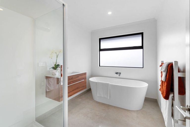 Photo of property in 100 Ed Hillary Drive, Rolleston, 7615