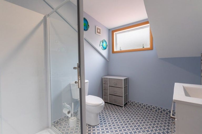 Photo of property in 77 Mclean Street, Woodville, 4920