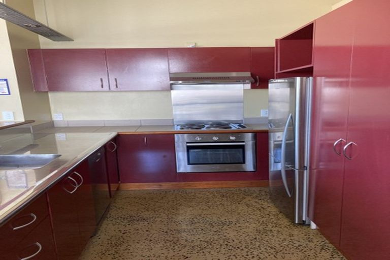 Photo of property in Pirie Street Townhouses, 28/35u Pirie Street, Mount Victoria, Wellington, 6011