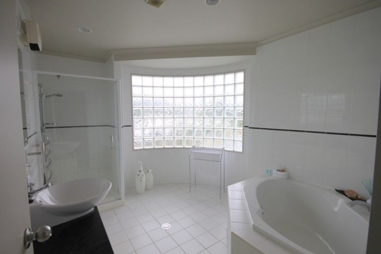 Photo of property in 6d The Dunes, Pauanui, Hikuai, 3579