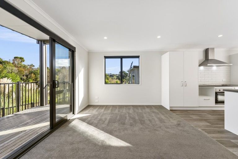 Photo of property in 10 Wrybill Way, Welcome Bay, Tauranga, 3112