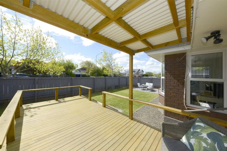 Photo of property in 164 Blighs Road, Strowan, Christchurch, 8052