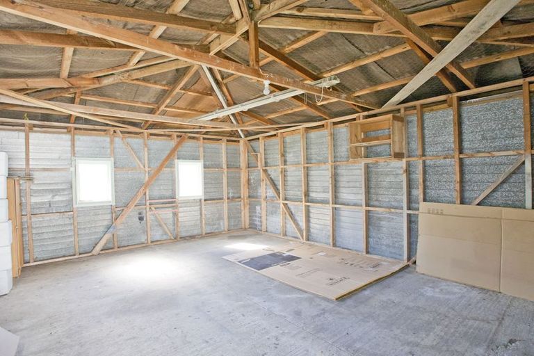 Photo of property in 17 Douglas Street, West End, Palmerston North, 4412