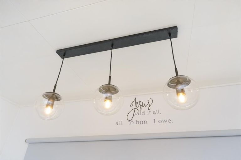 Photo of property in 35 Wanganui Road, Marton, 4710