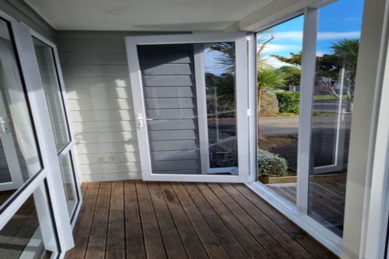 Photo of property in 23 Sunburst Court, Paraparaumu Beach, Paraparaumu, 5032