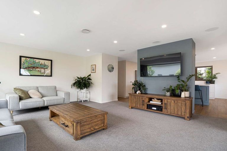 Photo of property in 19 Bengal Drive, Cashmere, Christchurch, 8022