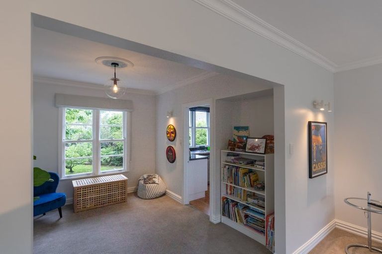 Photo of property in 2 Kohekohe Road, Waikanae, 5036