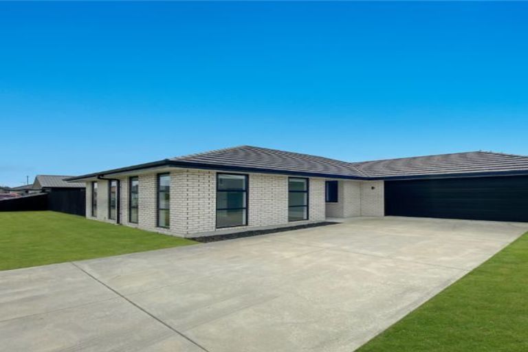 Photo of property in 6 Lucca Crescent, Rolleston, 7615