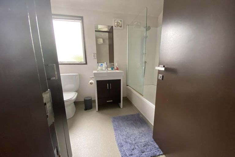 Photo of property in 8e Finlay Terrace, Mount Cook, Wellington, 6021