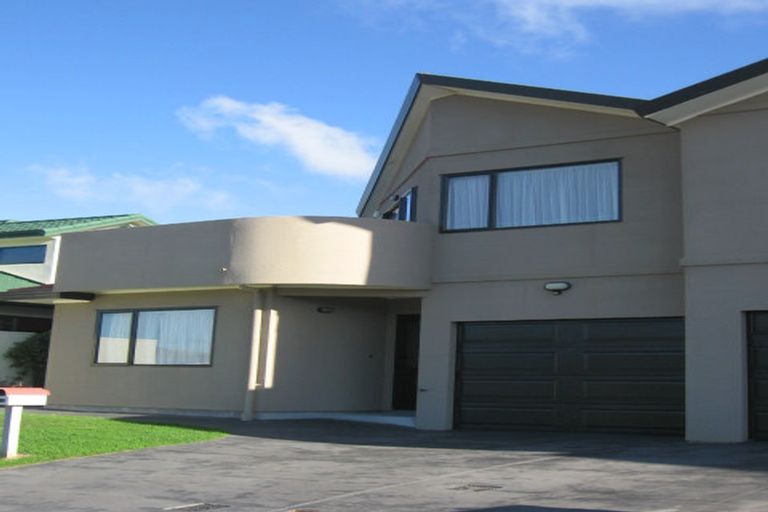 Photo of property in 14a Claverton Grove, Churton Park, Wellington, 6037