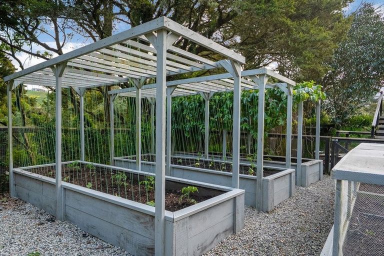 Photo of property in 86 Upper Waiwera Road, Puhoi, Silverdale, 0994