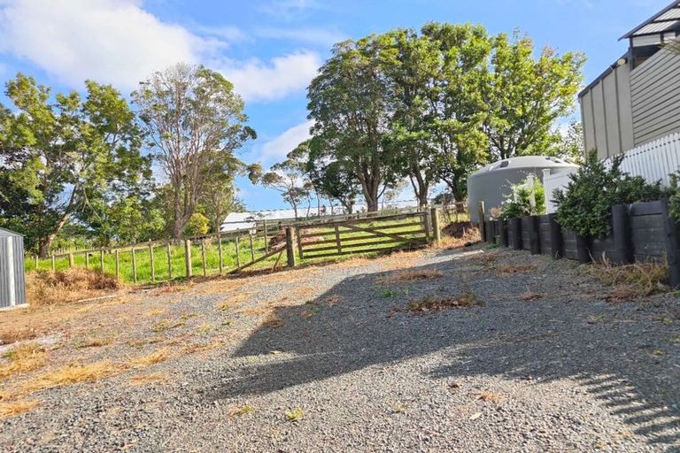 Photo of property in 300 Kingseat Road, Kingseat, Pukekohe, 2679