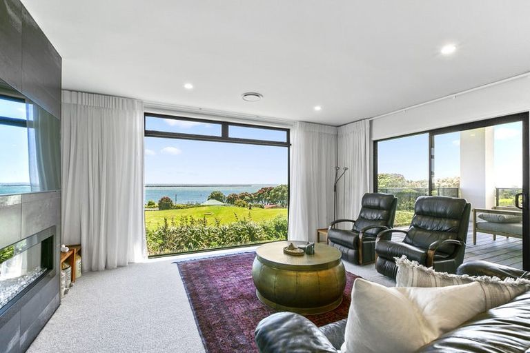 Photo of property in 9 Bayly Road, Moturoa, New Plymouth, 4310