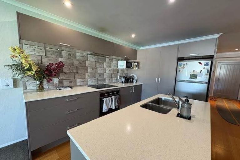 Photo of property in 203/277 Maunganui Road, Mount Maunganui, 3116
