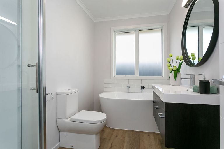 Photo of property in 6 Elizabeth Street, Tuakau, 2121