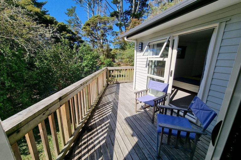 Photo of property in 14 Packham Place, Beach Haven, Auckland, 0626