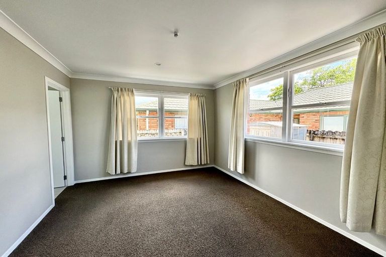 Photo of property in 2b Adams Road, Manurewa, Auckland, 2102