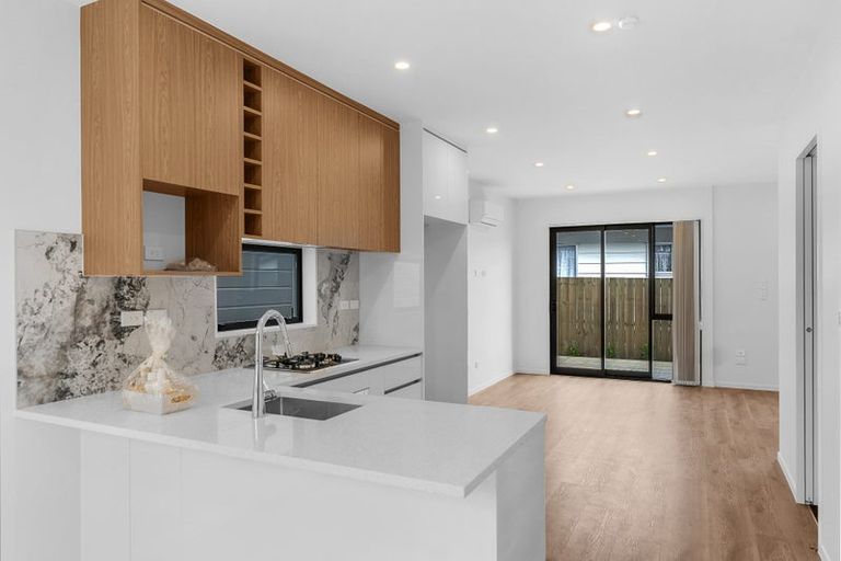 Photo of property in 22b Justamere Place, Weymouth, Auckland, 2103