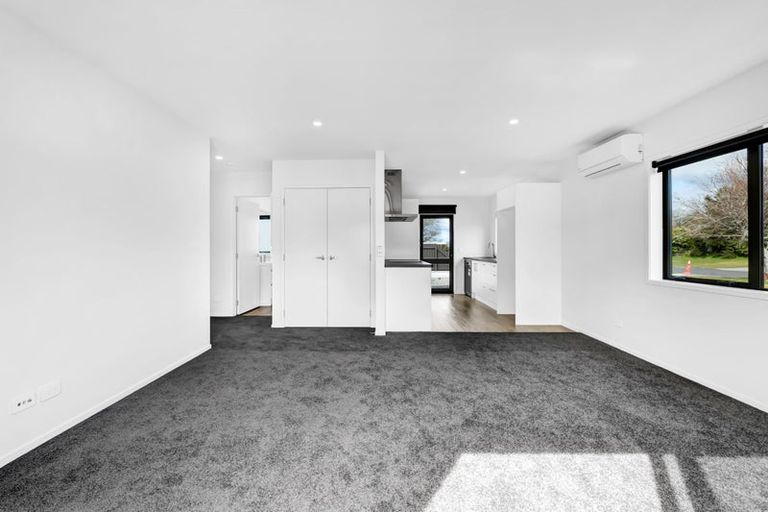 Photo of property in 12a Hamlet Street, Stratford, 4332