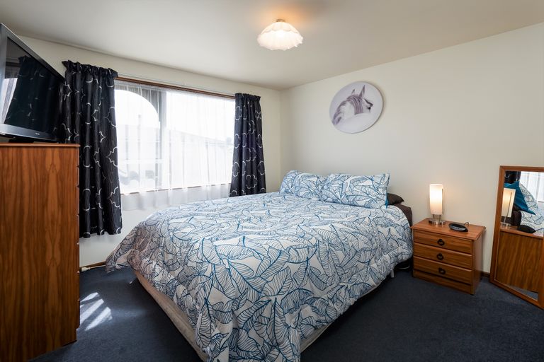 Photo of property in 34 Trevor Street, Hornby, Christchurch, 8042