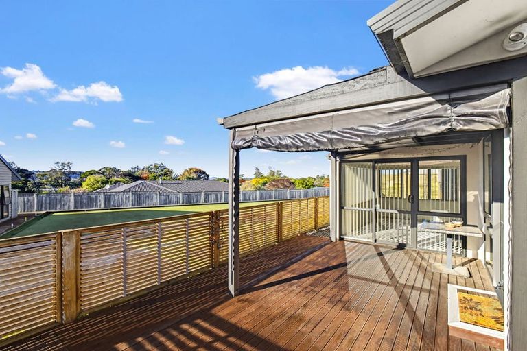 Photo of property in Caversham Park, 2/18 Caversham Road, Westmere, Whanganui, 4501