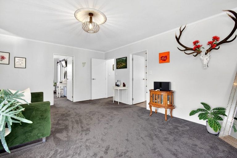 Photo of property in 83 Hillcrest Street, Solway, Masterton, 5810
