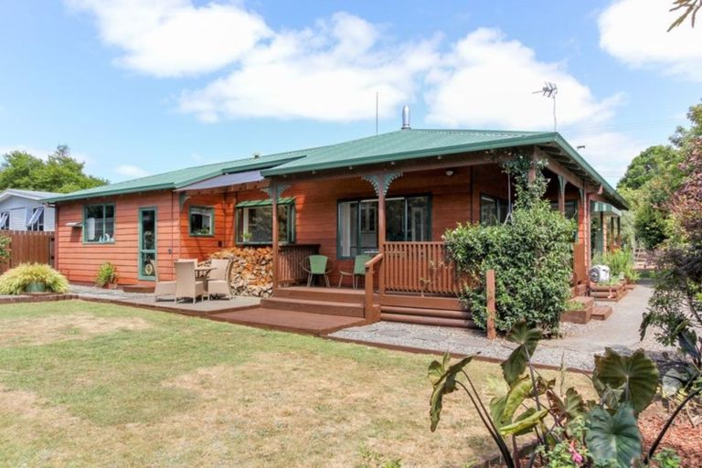 Photo of property in 537 Richmond Road, Lepperton, New Plymouth, 4373