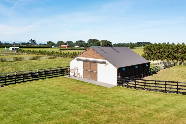 Photo of property in 17 Lower Duthie Road, Kapuni, Hawera, 4675