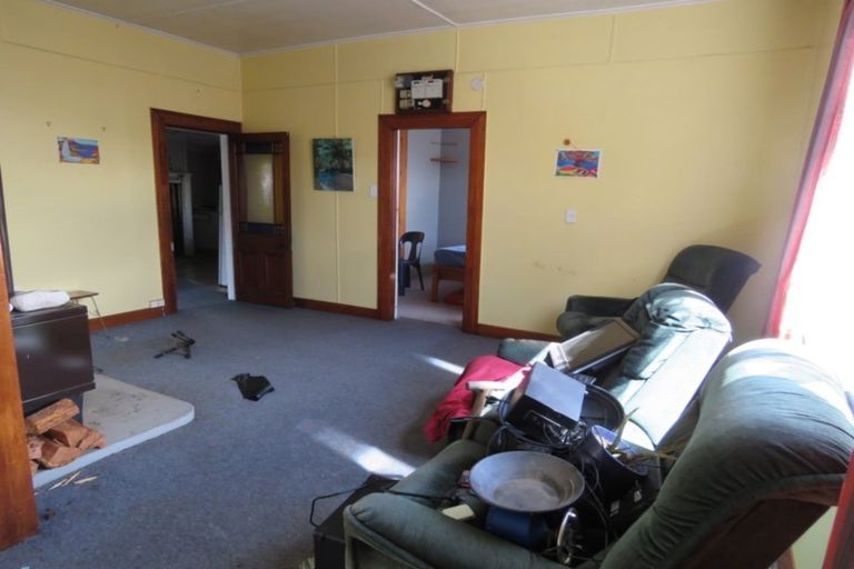 Photo of property in 73 Shiel Street, Reefton, 7830