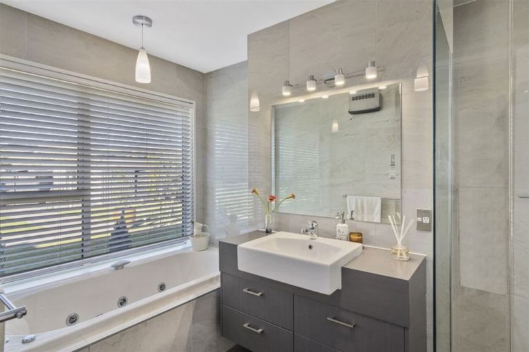 Photo of property in 55 Kennedys Bush Road, Halswell, Christchurch, 8025