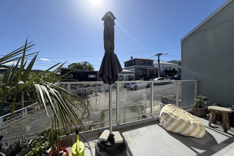 Photo of property in 2/65 Lavaud Street, Berhampore, Wellington, 6023