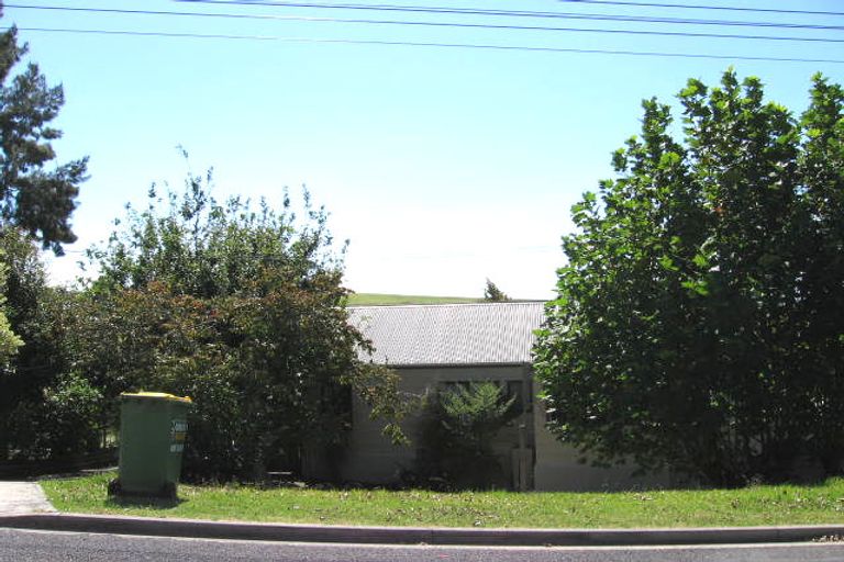 Photo of property in 2/19 Manuwai Road, Torbay, Auckland, 0630