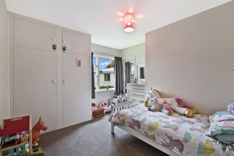 Photo of property in 9 Geelong Place, Burnside, Christchurch, 8053