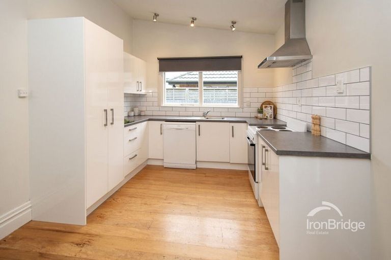 Photo of property in 58 Winton Street, St Albans, Christchurch, 8014
